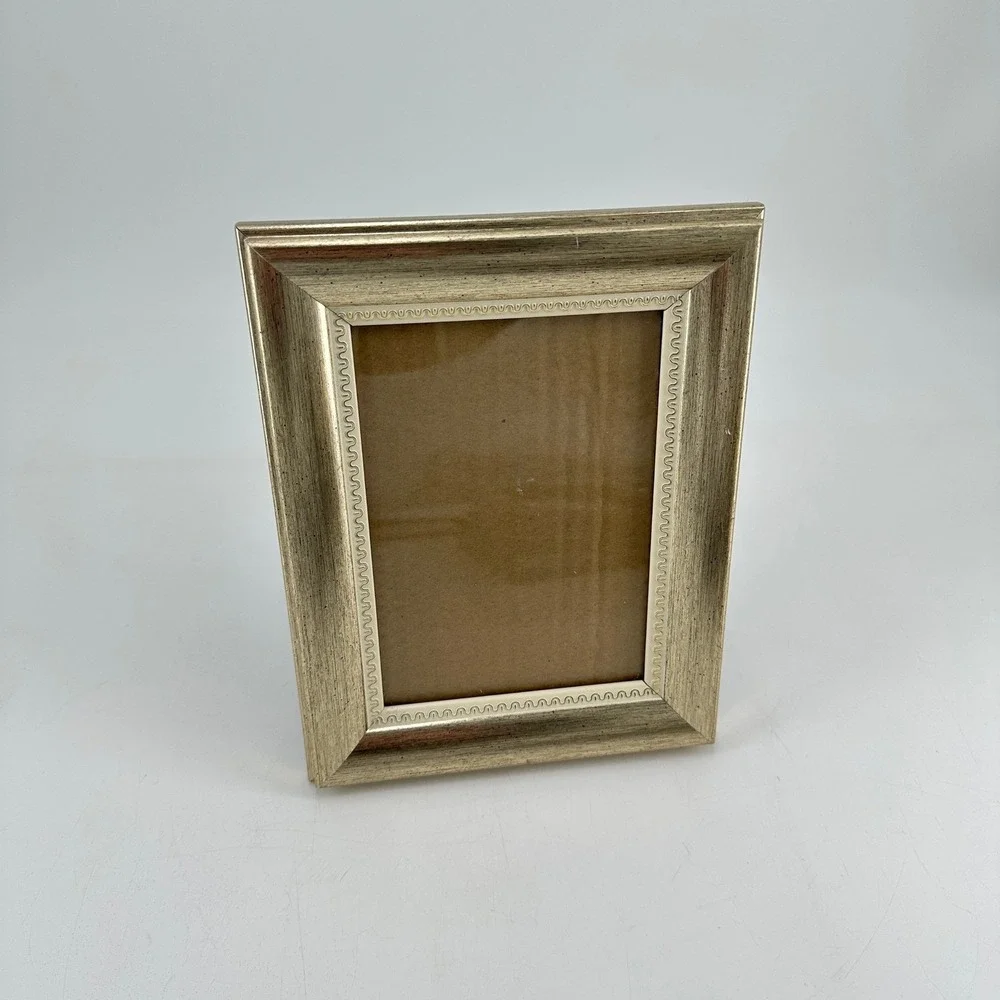 Champagne Gold 5x7 Picture Frame Scalloped Trim Metallic Tabletop Display